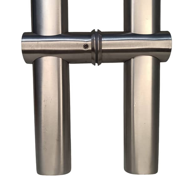 Puxador Porta de Passagem Aço Escovado Formato Ovalado - 1500 mm. Código PAR.1500.PRA.CRO.LIN 